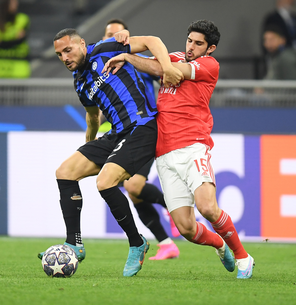 [图]爱德华兹26+5鲍威尔21分 森林狼扑灭热火迎三连胜