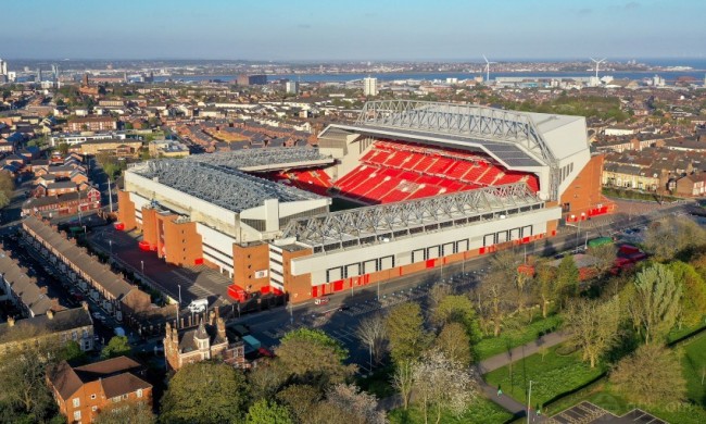 辽篮吞下两连败！外援拿一半分数，流泪退场！