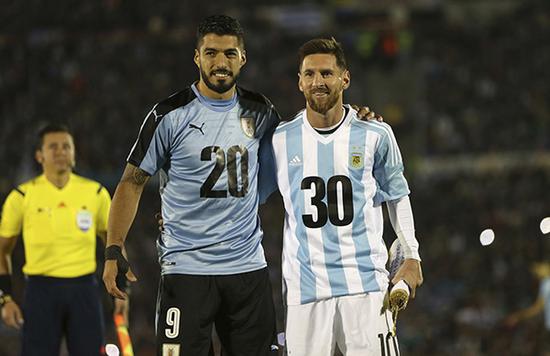 慢的哈登类型，再加个慢中锋祖吧，快船这样的组合会在季后赛走不远的，常规赛还能有点意思