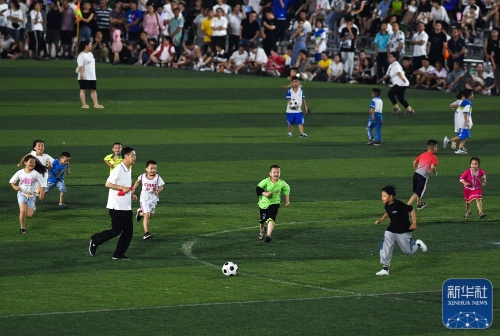 火箭110-105险胜森林狼！杜兰特39+7，申京25+14六犯毕业，兰德尔39分