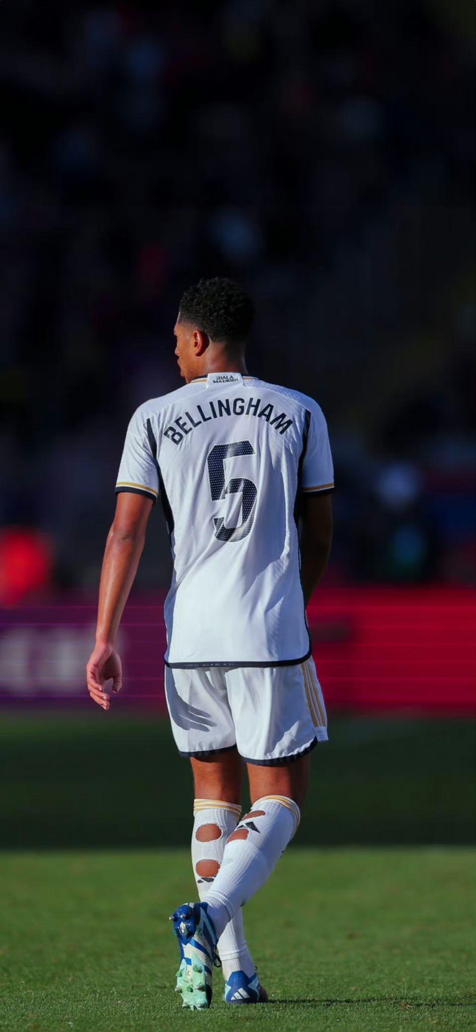 NBA常规赛：太阳7人上双&22记三分轻取灰熊